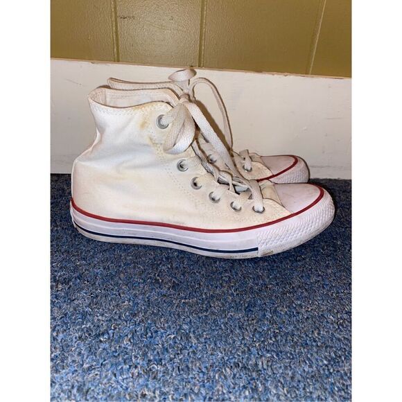 Converse women 6 men 4 high top Classic chuck taylor sneakers - Picture 1 of 9